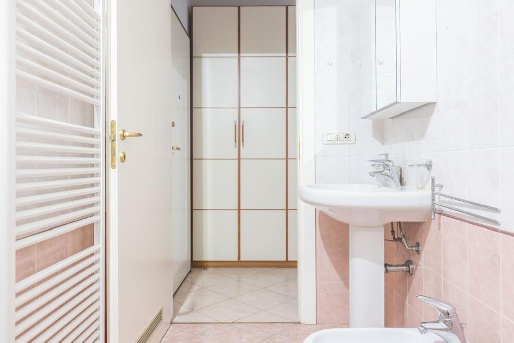 Tiarini 14 Apartman Bologna Kültér fotó